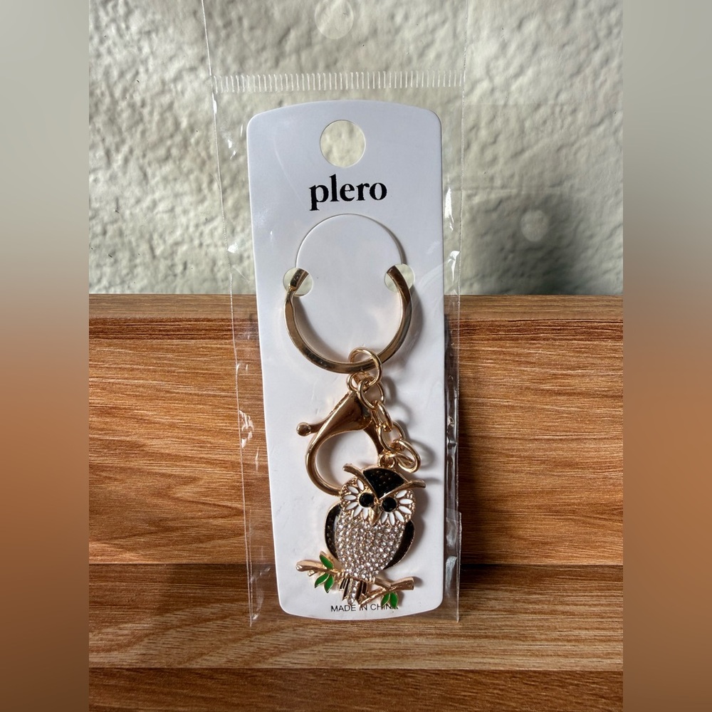 Black and Gold Owl Keychain